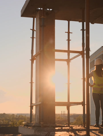 Obras civiles crecieron 13,1% anual y edificaciones cayeron 9% en tercer trimestre